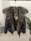 Jaqueta Curta Feminina com Gola Capuz Forro – (Promoção de Inverno 2025)